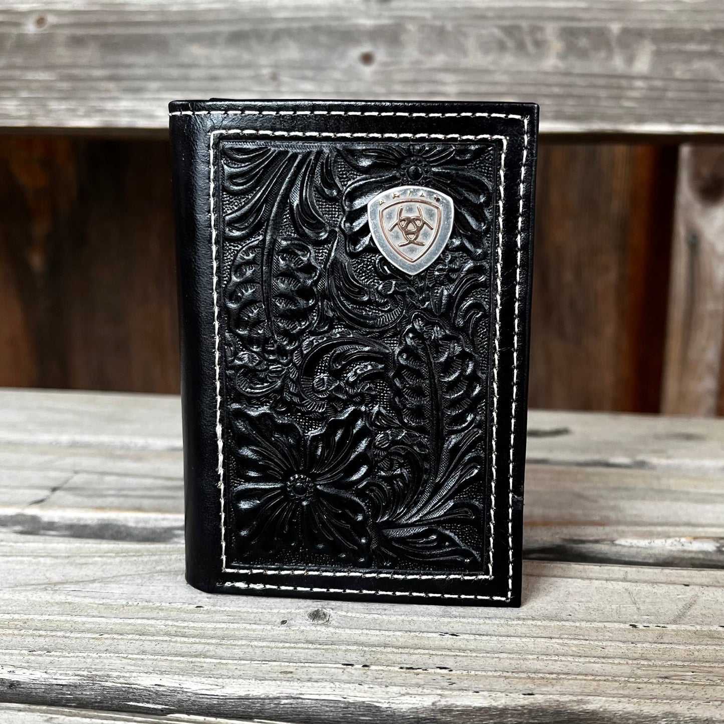 Black Floral Trifold | Ariat